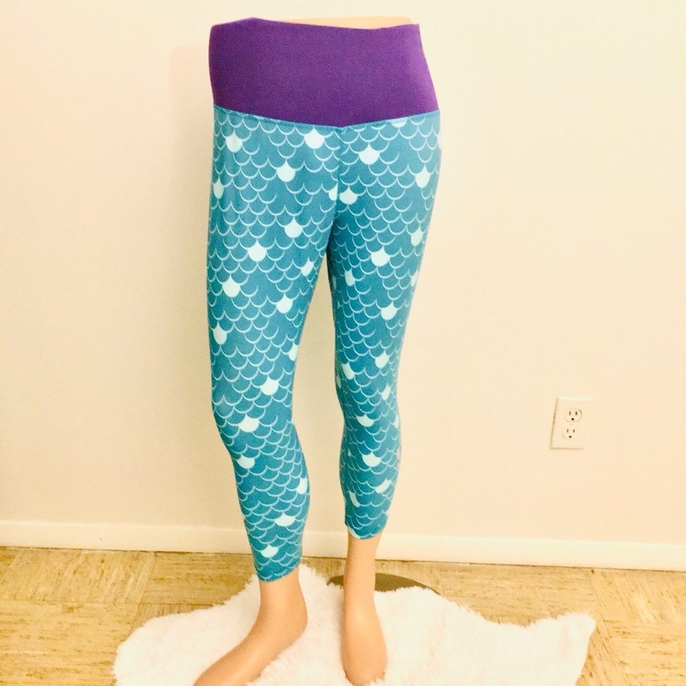 sale Disney athletic leggings